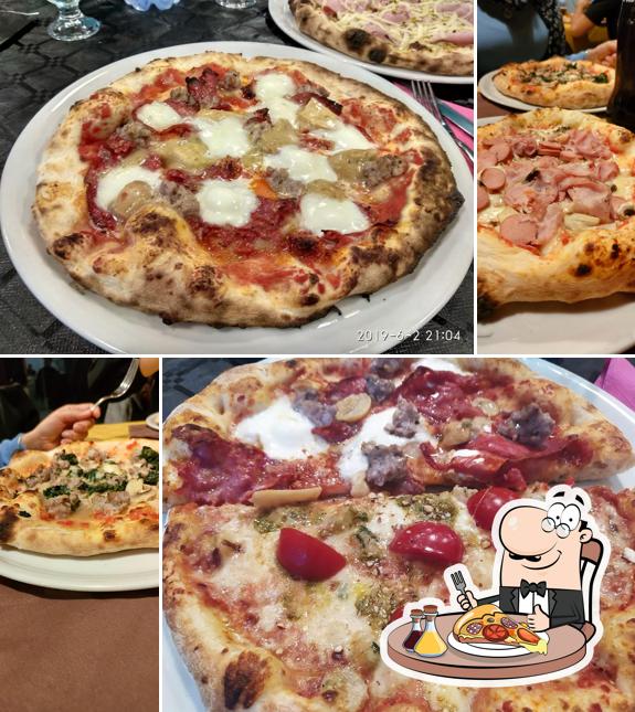 Ordina tra le molte varianti di pizza