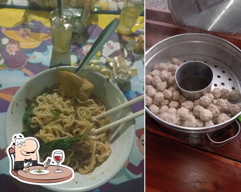 Bakso Urat Dan Mie Ayam Jempol Restaurant Waru Restaurant Reviews