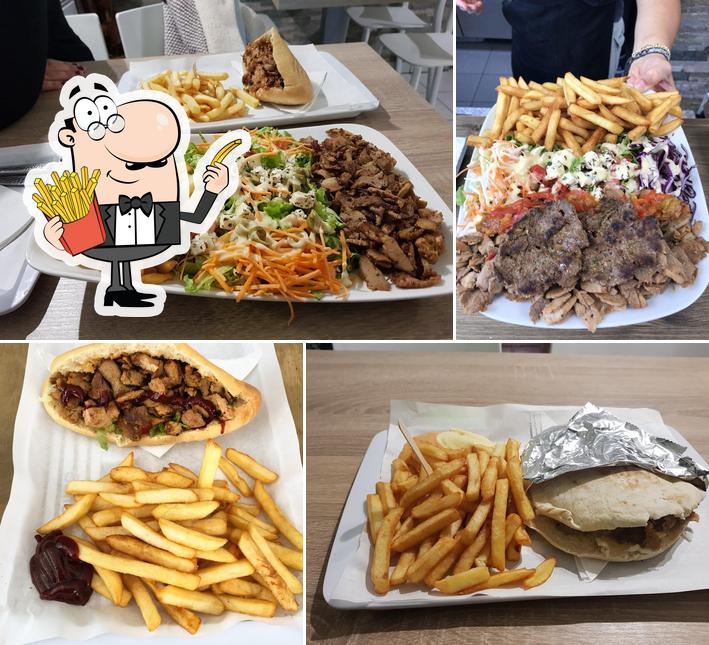 Commandez des pommes frites à Le Palais du Kebab Poitiers