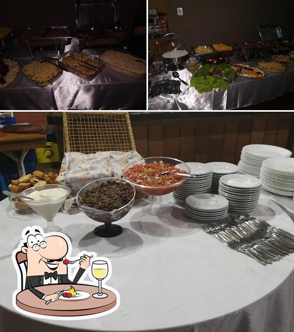 Comida em Buffet Harmonia - Ivaní e Wilson Festas e Eventos