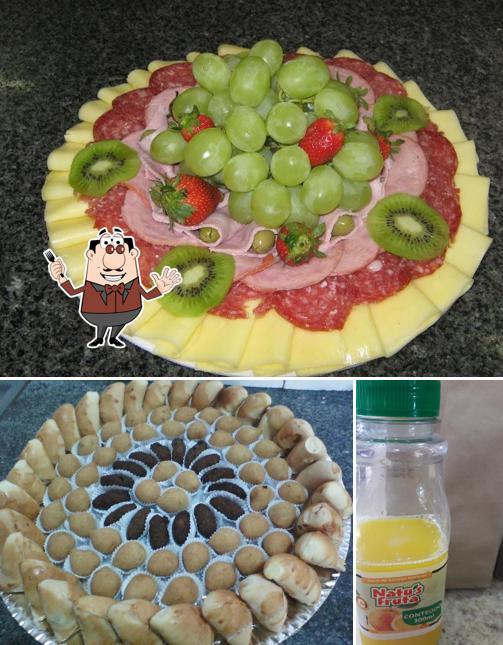 Confira a imagem apresentando comida e bebida a Giocondo Pães e Conveniência