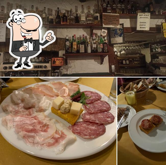 Dai un'occhiata agli interni di OSTERIA ALLE RISORGIVE