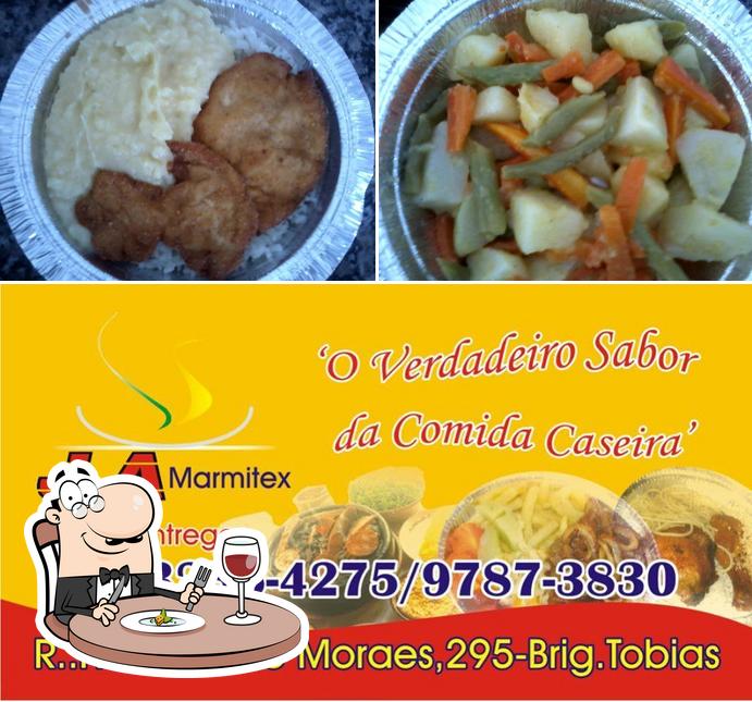 Comida em J.A Marmitex