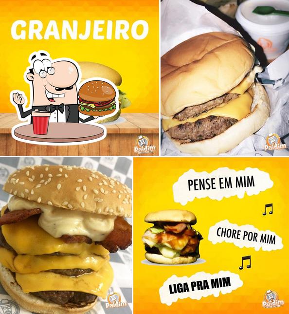 Peça um hambúrguer no Paidim House Burger