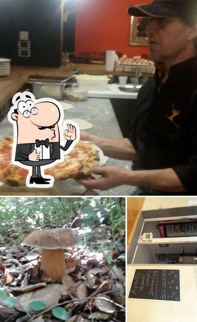 Vedi la immagine di Pizzeria Asporto Tante Cose Di Pericoli Stefano