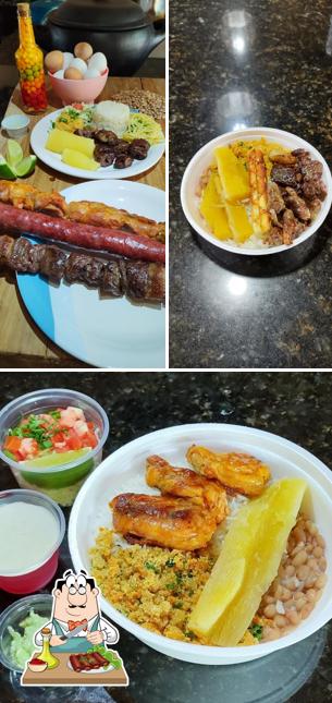 Costelas de porco em Ember Espetinho