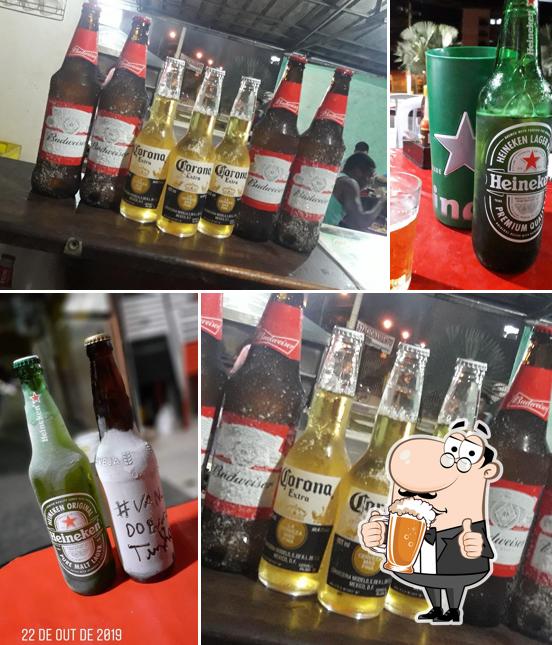 Vando Espetinhos offerece uma seleção de cervejas