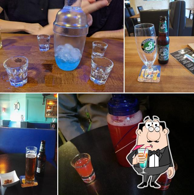 Viva Bar & Lounge