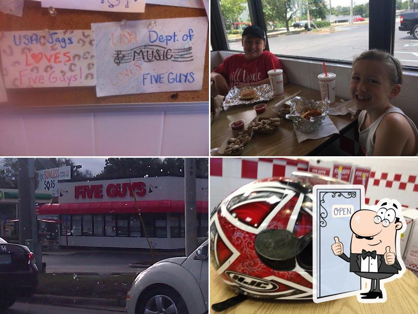 Five Guys picture