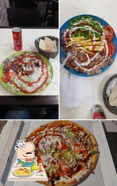 Essen im Pizza Rho
