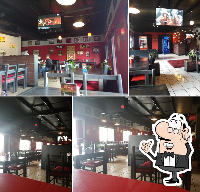Johnny's Grill pub & bar, Nogales, Ballardo 40 Restaurant reviews