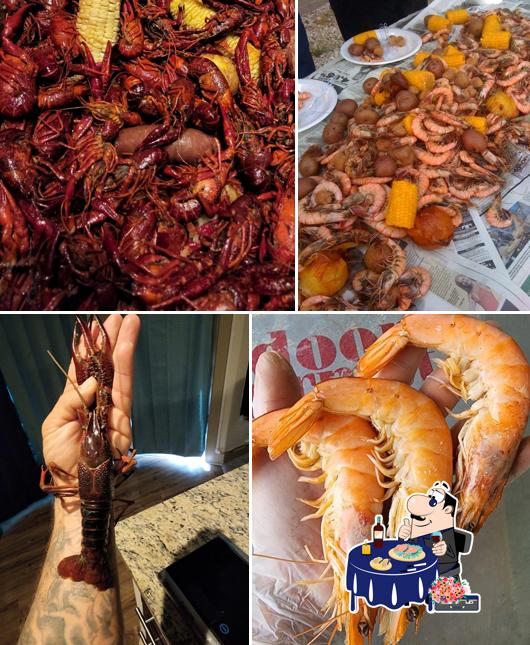 Посетители "Anything Cajun by the Bowleys" могут отведать разные блюда из морепродуктов