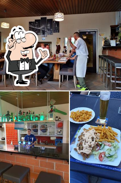 La interni e cibo del ristorante