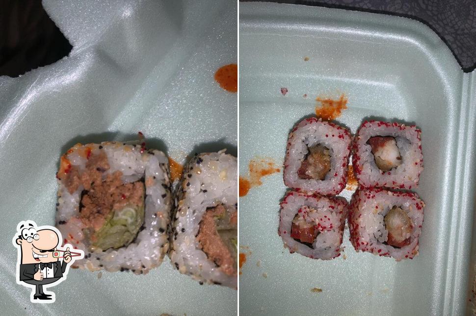 В "Я люблю суши" попробуйте суши и роллы