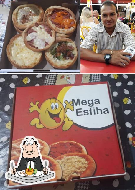 MEGA ESFIHA