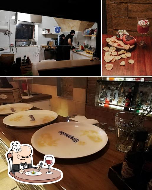 Questa è la immagine che raffigura la cibo e interni di Social - Hamburgeria