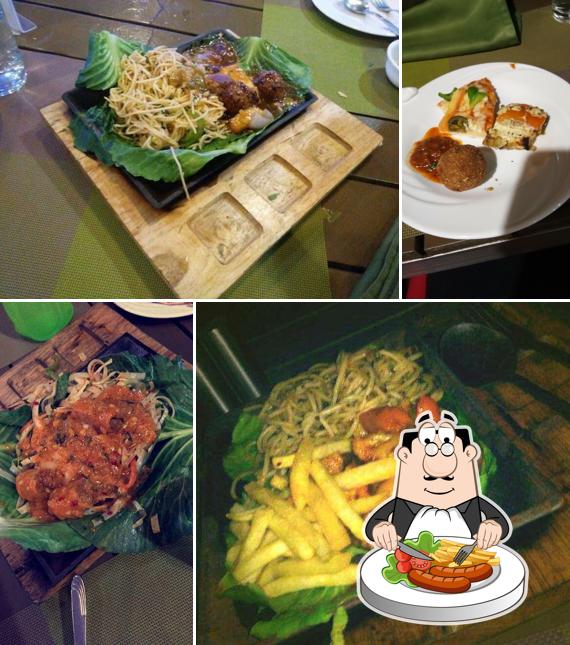 Gazebo Garden Restaurant, Vadodara, +J5J Restaurant reviews