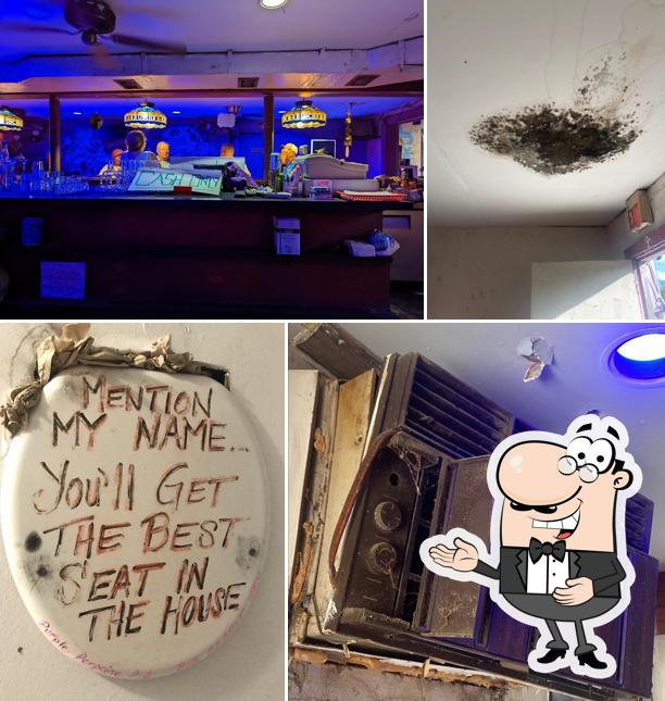 The Purple Porpoise Pub in Naval Air Station Key West Restaurant reviews