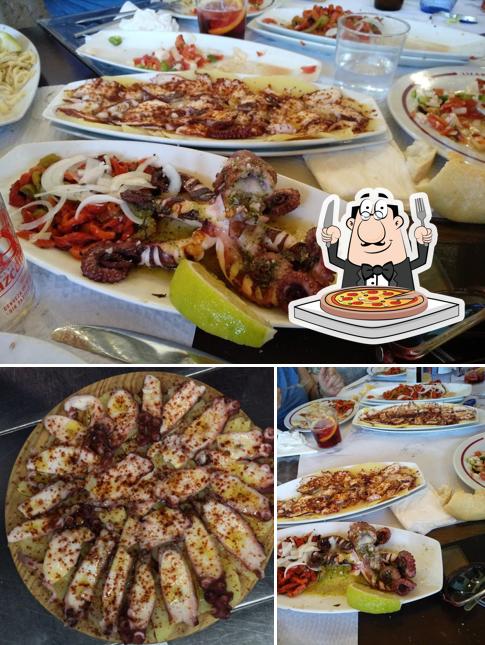 Try out pizza at Al Pil Pil