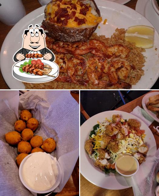 Food at Texas Roadhouse