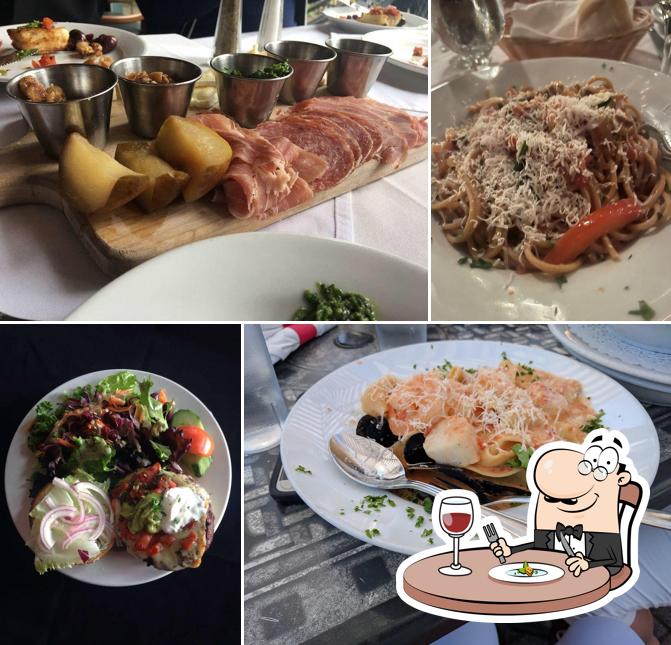 Canal Ritz in Ottawa - Restaurant menu and reviews