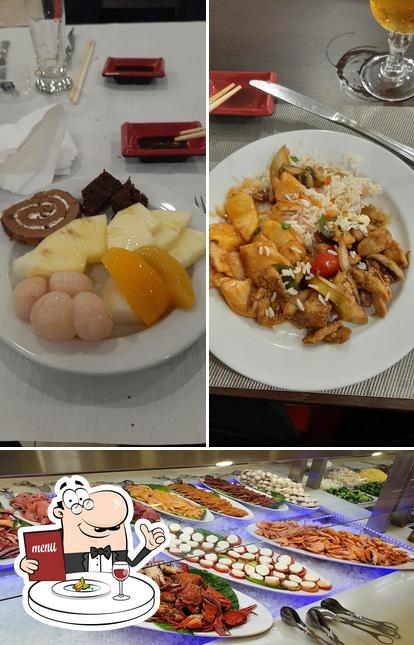 Comida em Asia Wok - Restaurante Buffet