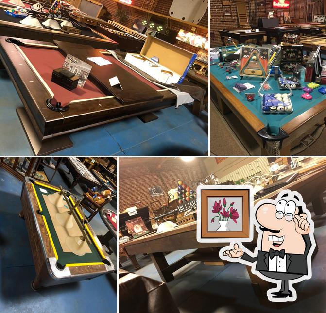 Mecca Billiards in Fresno Restaurant reviews
