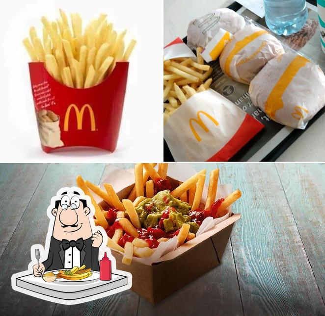 McDonald's Johnsonville, 2 Johnsonville Rd in Wellington Restaurant