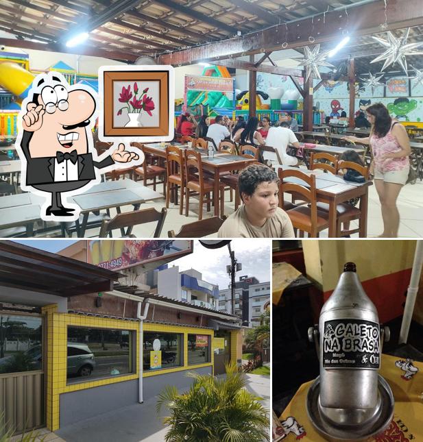 O interior do Galeto na Brasa