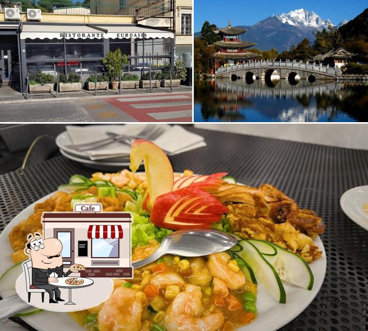 Questa è la foto che raffigura la esterno e cibo di Ristorante Cinese Euroasia