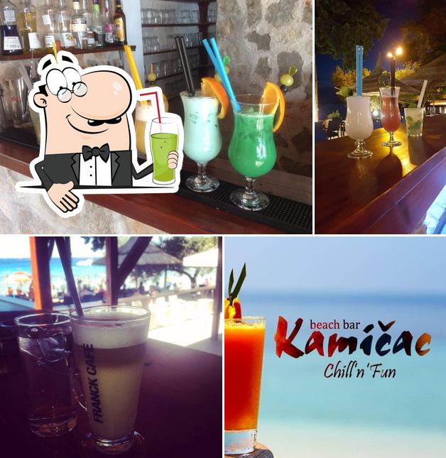 Goditi qualcosa da bere a Beach Bar Kamicac - Chill’n’Fun