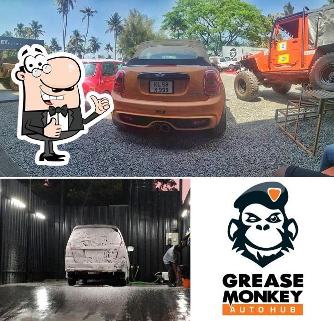 Grease Monkey Auto Hub picture