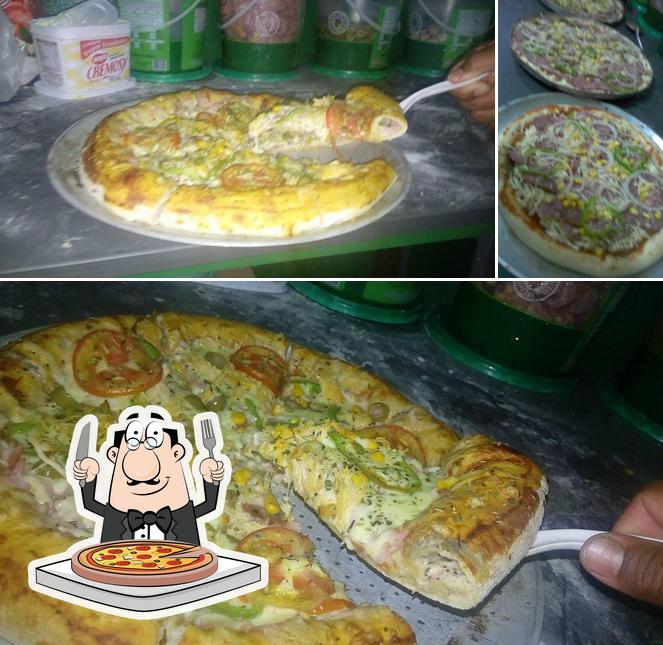 Experimente pizza no Pizzaria Nova Esperanca