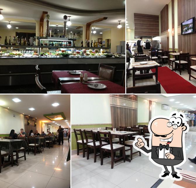 O interior do Churrascaria Prazeres do Sul