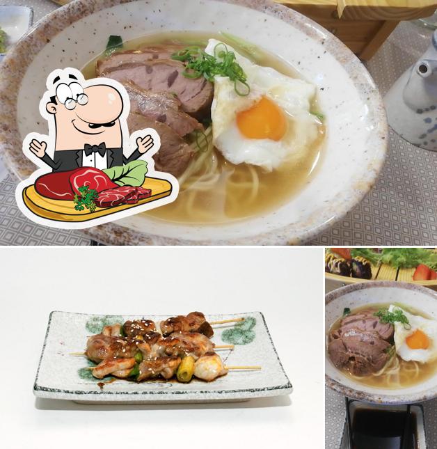 Prenditi i un pasto a base di carne a Ippudo Japanese Restaurant