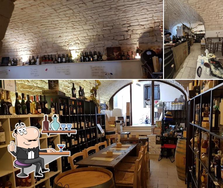 Siediti a un tavolo di Paco Wines