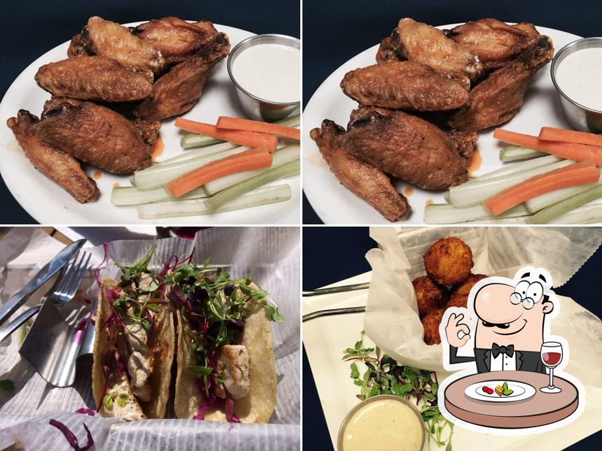 The Dockside Bar & Grill in North Tonawanda Restaurant reviews