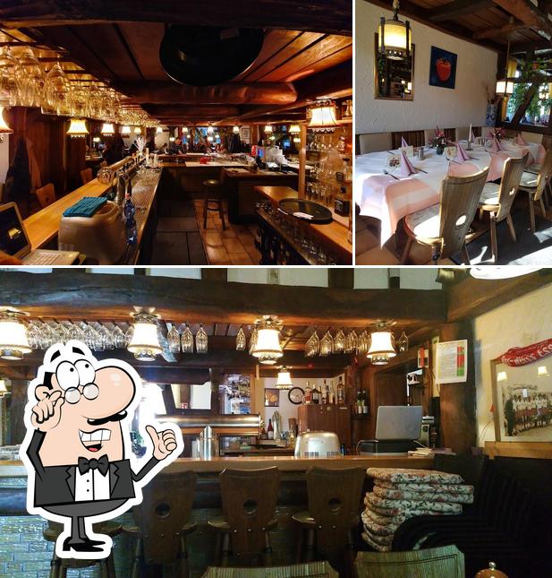 Estas son las fotografías donde puedes ver interior y barra de bar en Restaurant Eichenbalken