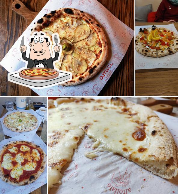 Choisissez des pizzas à Amici