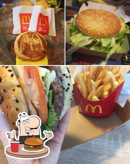 Essayez un hamburger à McDonald's