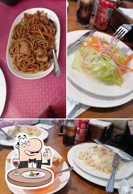 Meals at Restaurante Chino Yangtze