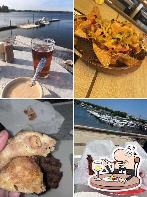Captain Al's Tiki Bar in Wareham Restaurant menu and reviews