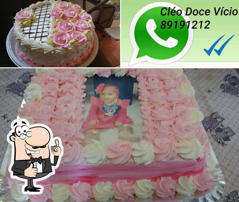 See the picture of Cléo Doce Vício