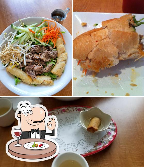 Jens Vietnamese Noodle House in Airdrie Restaurant menu and reviews