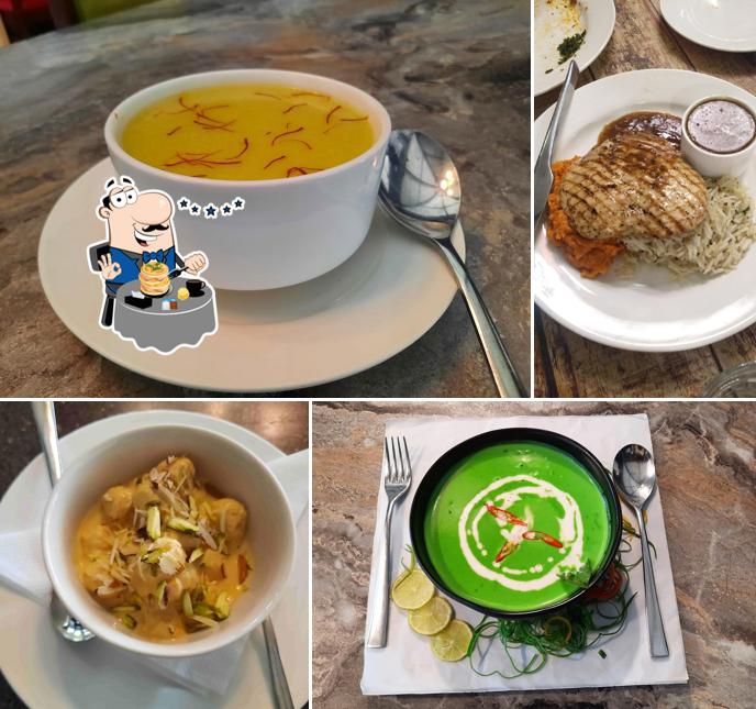 USTAADI Restaurant