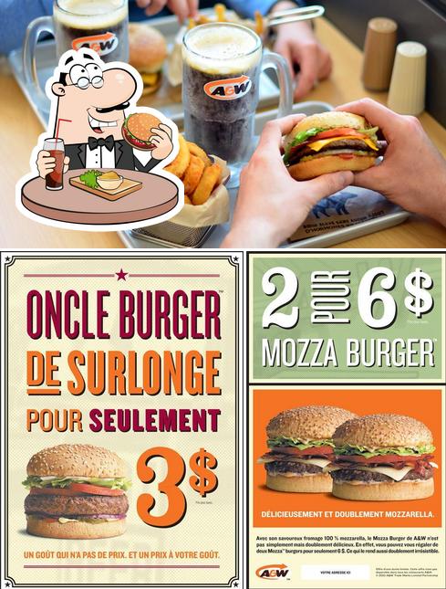 Prenez un hamburger à A&W Canada