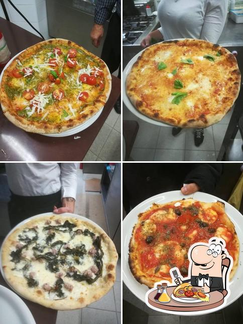 Scegli una pizza a Totò e Peppino