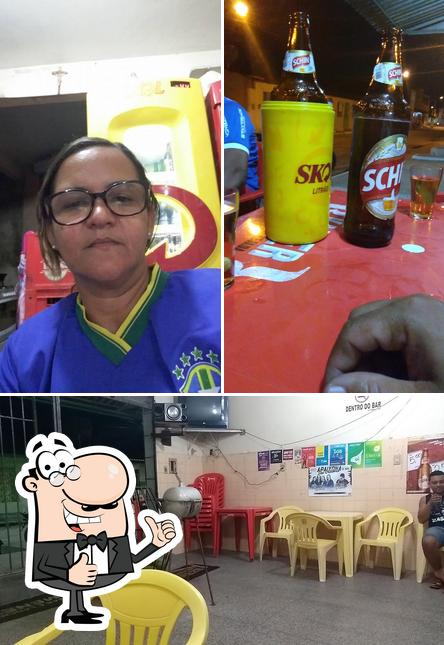 Look at the photo of Bar do Dadinho