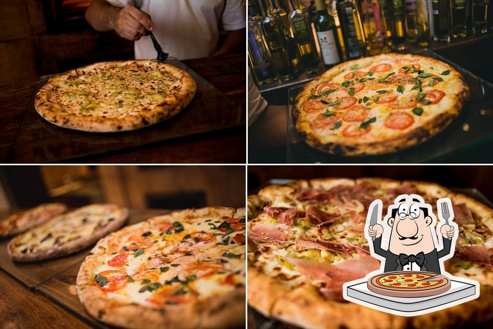 At Mamma Jamma CasaShopping, you can order pizza