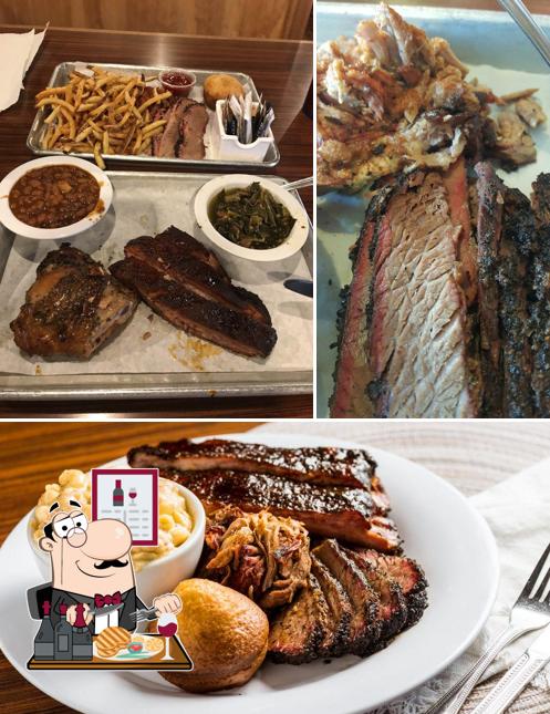 Order meat dishes at Smoking Pig BBQ